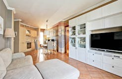 Two-bedroom Apartment of 90m² in Via Francesco Tovaglieri