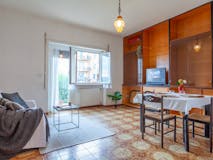 Two-bedroom Apartment of 95m² in Via Sestino