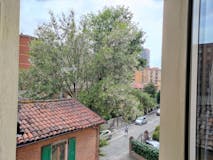 Two-bedroom Apartment of 80m² in Via Panigale