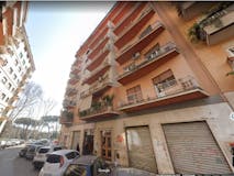 Two-bedroom Apartment of 75m² in Via Vallarsa