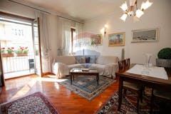 Two-bedroom Apartment of 95m² in Via Paolini