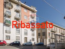 Two-bedroom Apartment of 79m² in Via Pinerolo