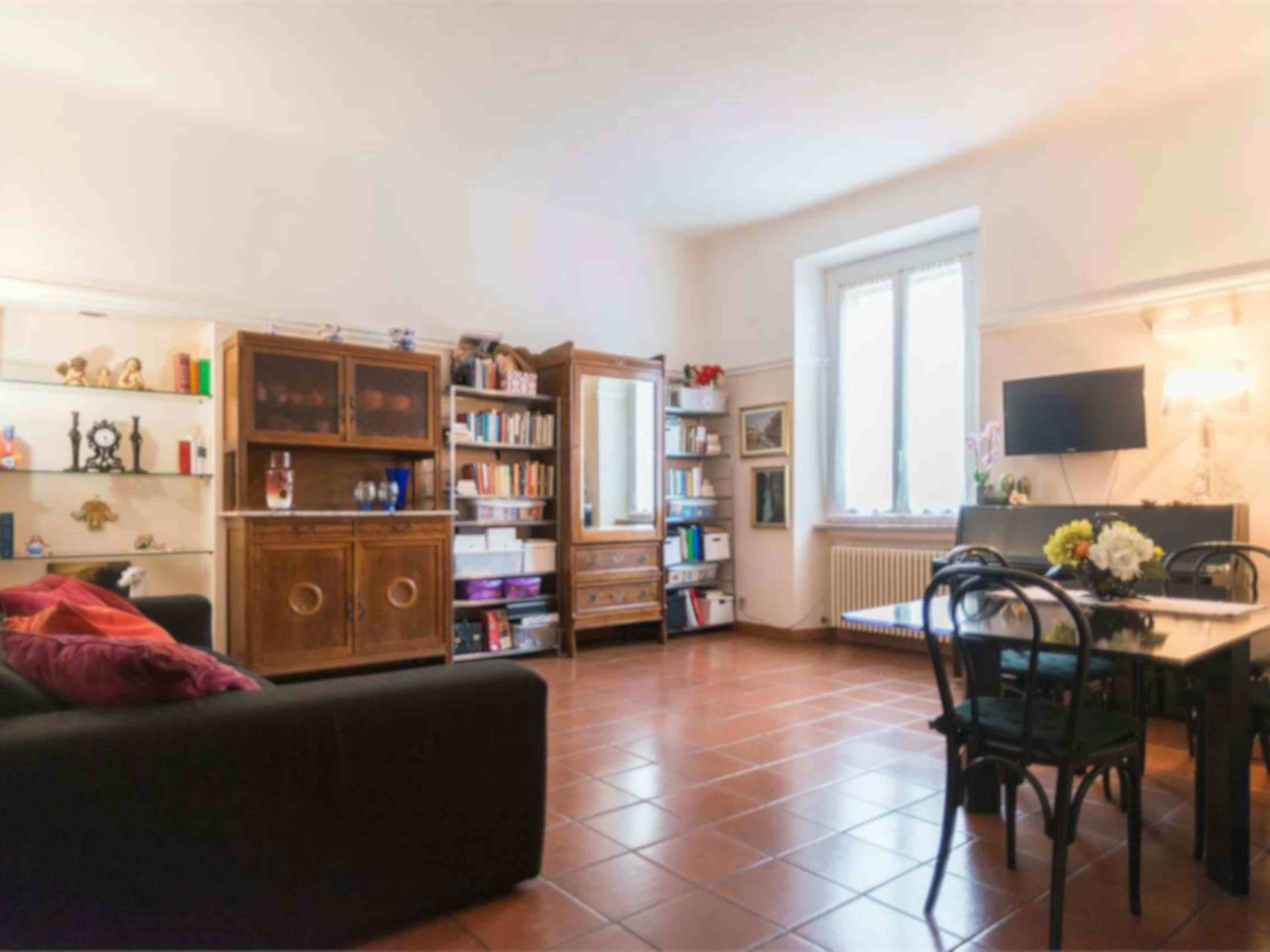 Two-bedroom Apartment of 105m² in Via Giorgio washington 