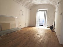 Two-bedroom Apartment of 97m² in Via Cittadella