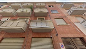 Two-bedroom Apartment of 95m² in Via Malone