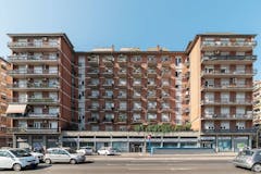 Two-bedroom Apartment of 100m² in Via Armando Fraccaroli