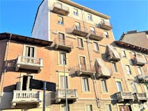 Two-bedroom Apartment of 80m² in Via Conte Di Roccavione