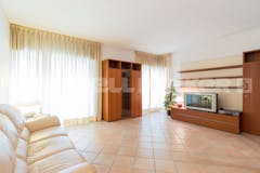 Two-bedroom Apartment of 130m² in Via Livio Pentimalli
