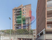 Three-bedroom Apartment of 130m² in Via Pietro Cossa