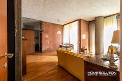 Two-bedroom Apartment of 90m² in Via Lodovico Muratori 29