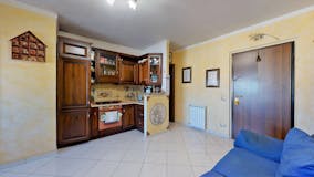 Two-bedroom Apartment of 60m² in Via Jacopo Della Quercia