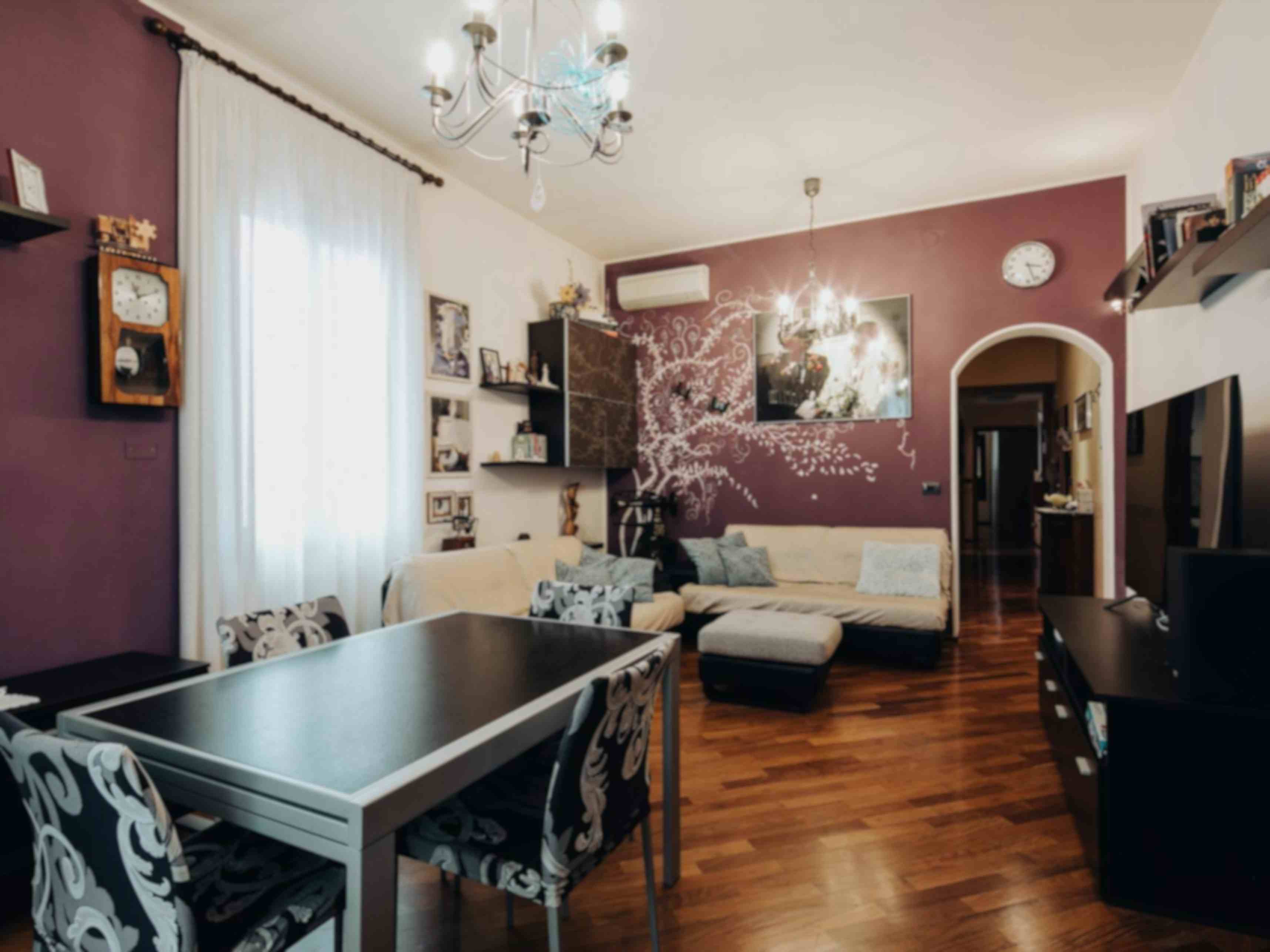 Three-bedroom Apartment of 106m² in Via Giuseppe Massarenti