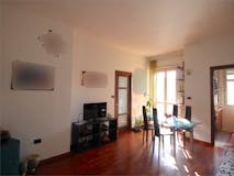 Two-bedroom Apartment of 95m² in Via Filadelfia