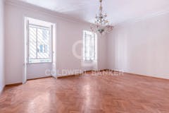 Four-bedroom Apartment of 200m² in Via Guido D'arezzo