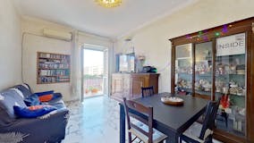 Two-bedroom Apartment of 82m² in Via Prenestina