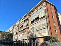 Two-bedroom Apartment of 80m² in Via Lanzo