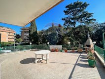 Two-bedroom Apartment of 95m² in Via dei Salici
