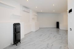One-bedroom Apartment of 90m² in Viale Monza