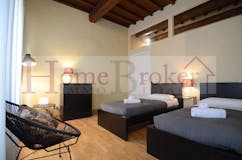 Two-bedroom Apartment of 80m² in Via Palazzuolo