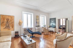 Three-bedroom Apartment of 180m² in Via Giuseppe Luigi Lagrange