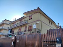 Two-bedroom Apartment of 76m² in Via Rocca Fiorita