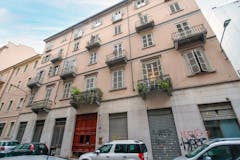 One-bedroom Apartment of 60m² in Via Emanuele Thesauro 5