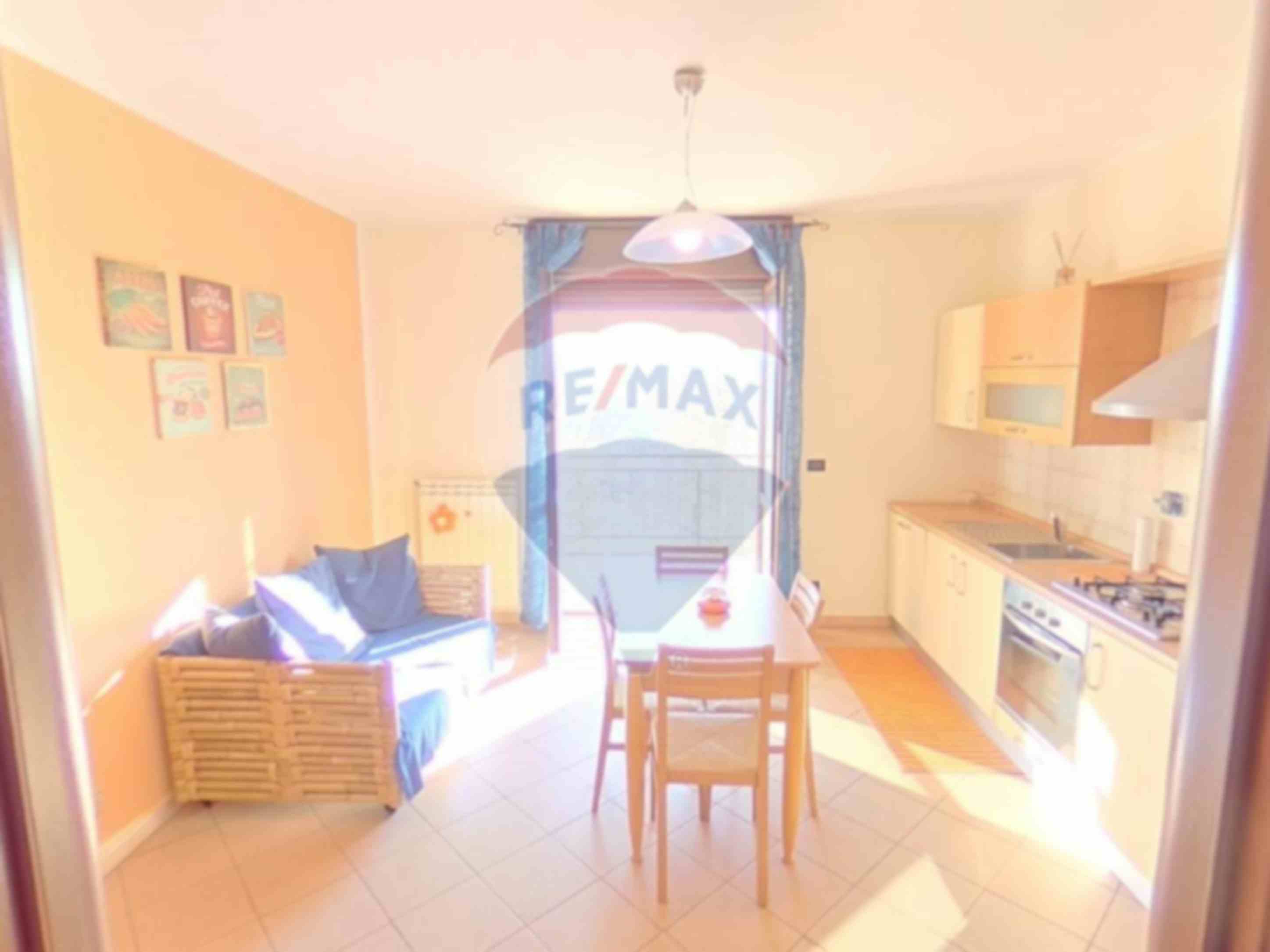 Two-bedroom Apartment of 60m² in Strada Lanzo