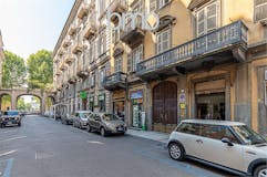 Two-bedroom Apartment of 252m² in Via Vincenzo Bellini