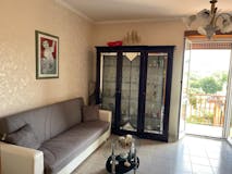 Three-bedroom Apartment of 91m² in Via Sabatino Lopez