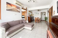 Three-bedroom Apartment of 104m² in Via Rosina Anselmi 43