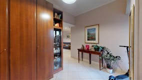 Three-bedroom Apartment of 130m² in Via Angiolo Cabrini