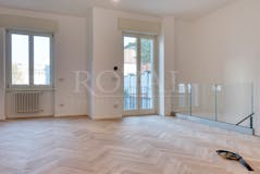 Three-bedroom Apartment of 158m² in Via Marcantonio Colonna 34