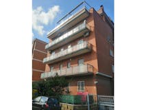 Two-bedroom Apartment of 100m² in Via Piteglio