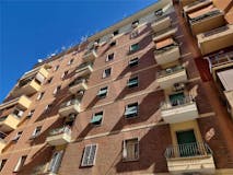 Two-bedroom Apartment of 80m² in Via Ugolino Cavalcabò