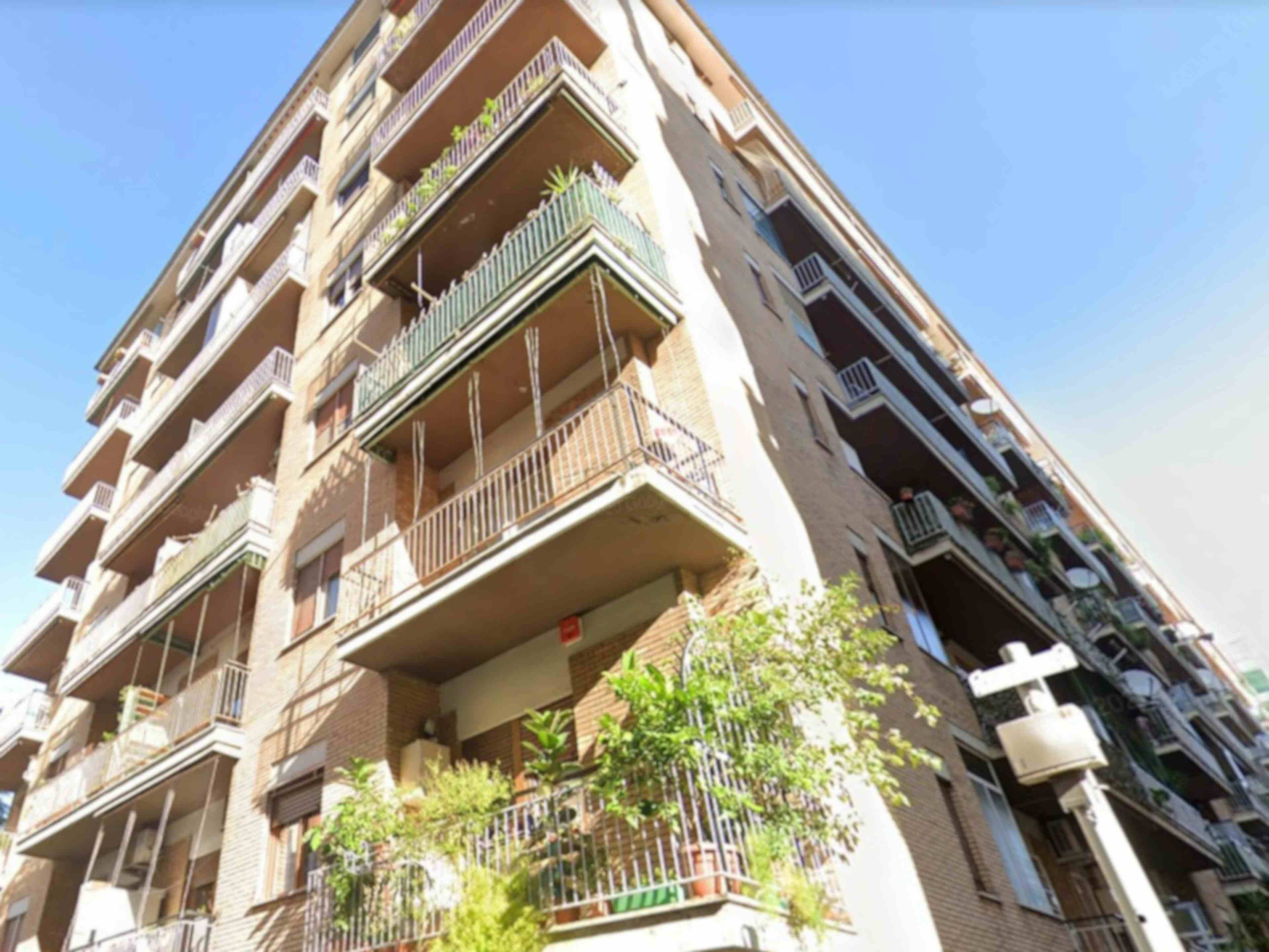 One-bedroom Apartment of 70m² in Via Quinto Novio 40
