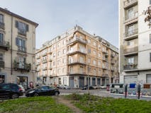 Two-bedroom Apartment of 83m² in Via Macerata