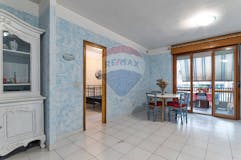 Two-bedroom Apartment of 80m² in Vicolo di Villa Berta
