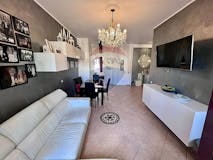 Two-bedroom Apartment of 85m² in Via Lepontina