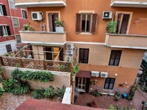Two-bedroom Apartment of 80m² in Via Lorenzo Vidaschi