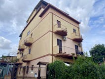 Two-bedroom Apartment of 65m² in Via della Cicala