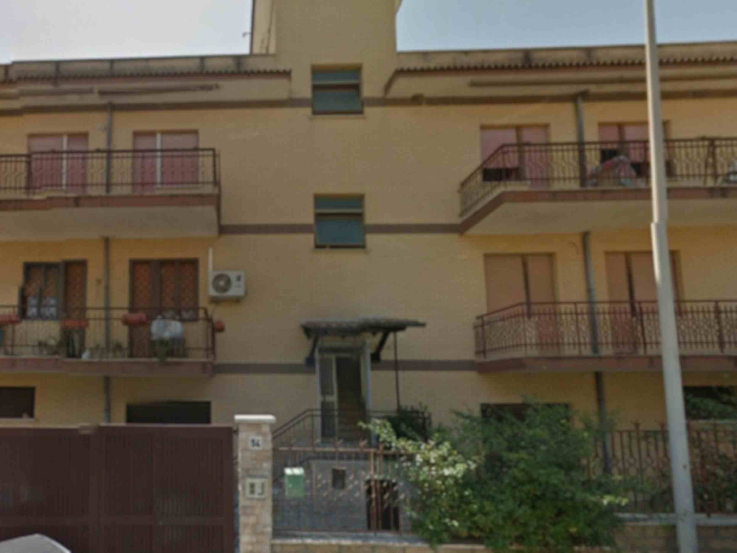 Two-bedroom Apartment of 95m² in Via Teglio
