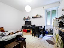 Two-bedroom Apartment of 70m² in Via Vescia