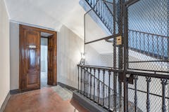 Two-bedroom Apartment of 115m² in Via Cavour 18