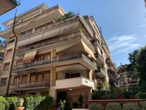 Two-bedroom Apartment of 105m² in Via Luciano Zuccoli