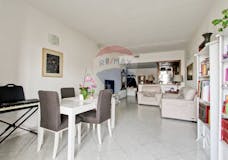 Three-bedroom Apartment of 130m² in Via Federigo Verdinois