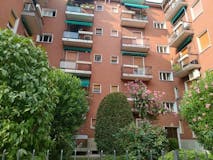 Two-bedroom Apartment of 87m² in Via Carlo Sigonio