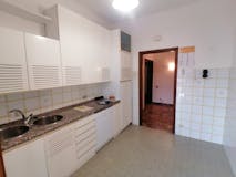 Two-bedroom Apartment of 85m² in Via Ugo Corsi