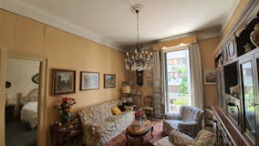 Two-bedroom Apartment of 93m² in Via Messina 20