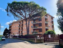 Three-bedroom Apartment of 130m² in Via di generosa