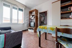 Two-bedroom Apartment of 80m² in Via Ettore Bidone